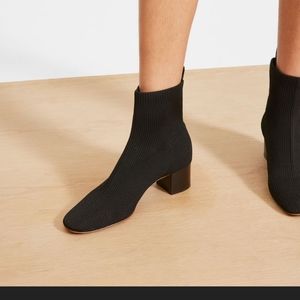 Everlane Black Ankle Booties Glove Boots